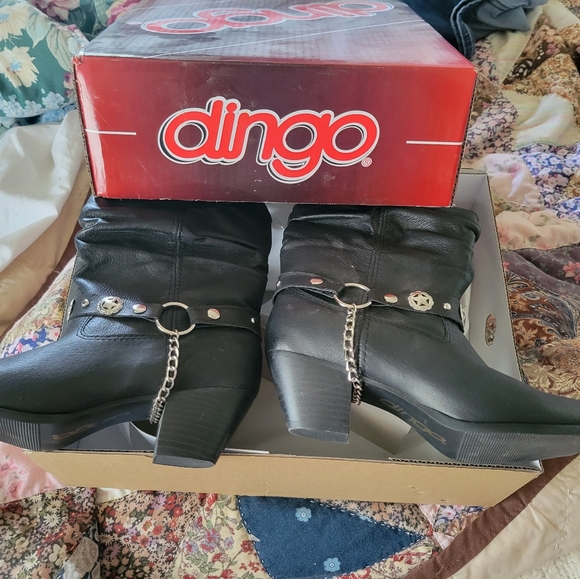 Ladies Western Boots - Picture 3 of 4